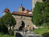 Urlaub in Franken: Rothenburg ob der Tauber mit Stadttor 